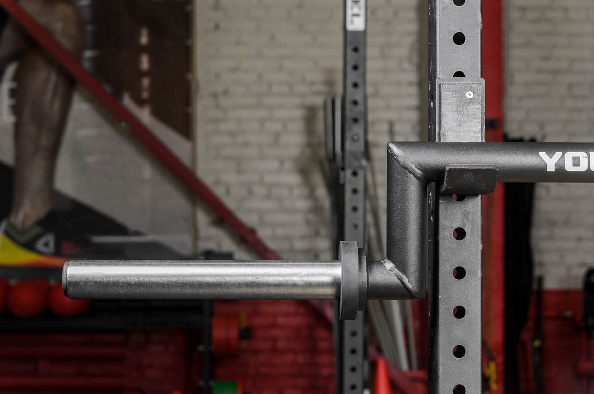 Гриф Безопасный (Хэдфилда) для приседа Yousteel Safety Squat Bar 20кг 2000_1325